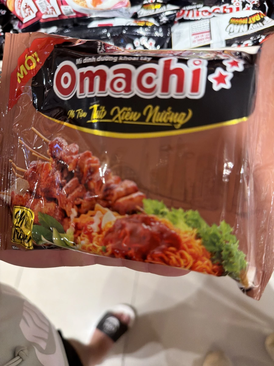 Omachi 烤肉串風味拌麵