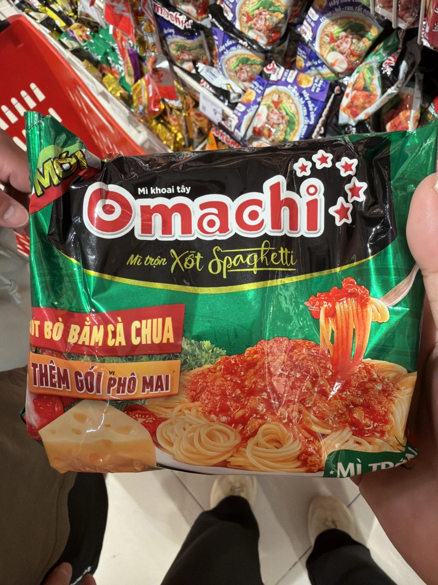Omachi 番茄牛肉醬義大利麵風味乾拌麵