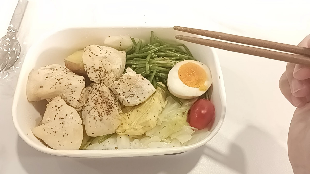 即食雞肉溏心蛋餐盒