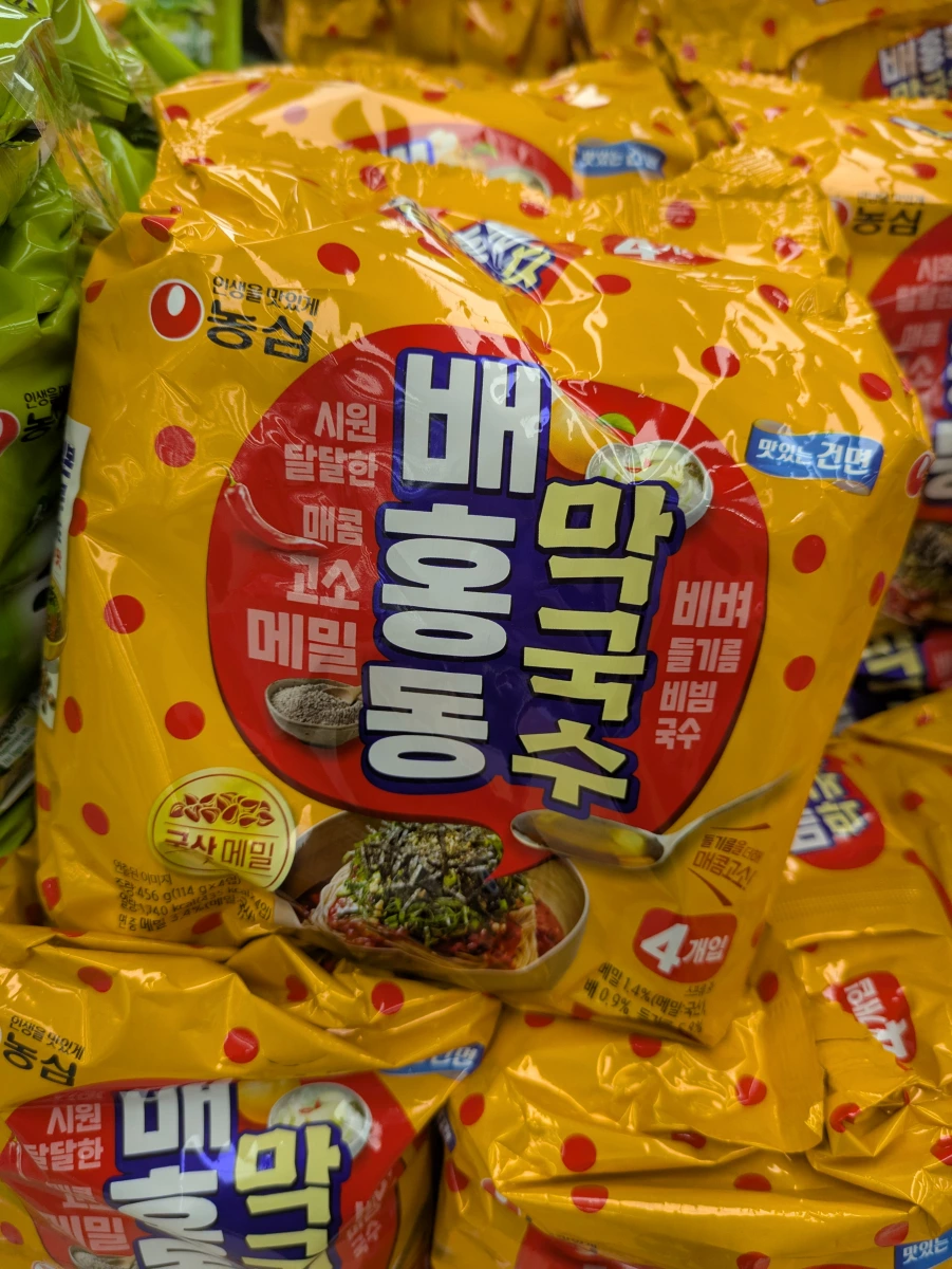 農心裴紅棟蕎麥拌麵
