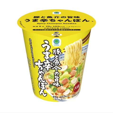 日本全家 FamilyMart 豬肉魚介辛辣強棒麵