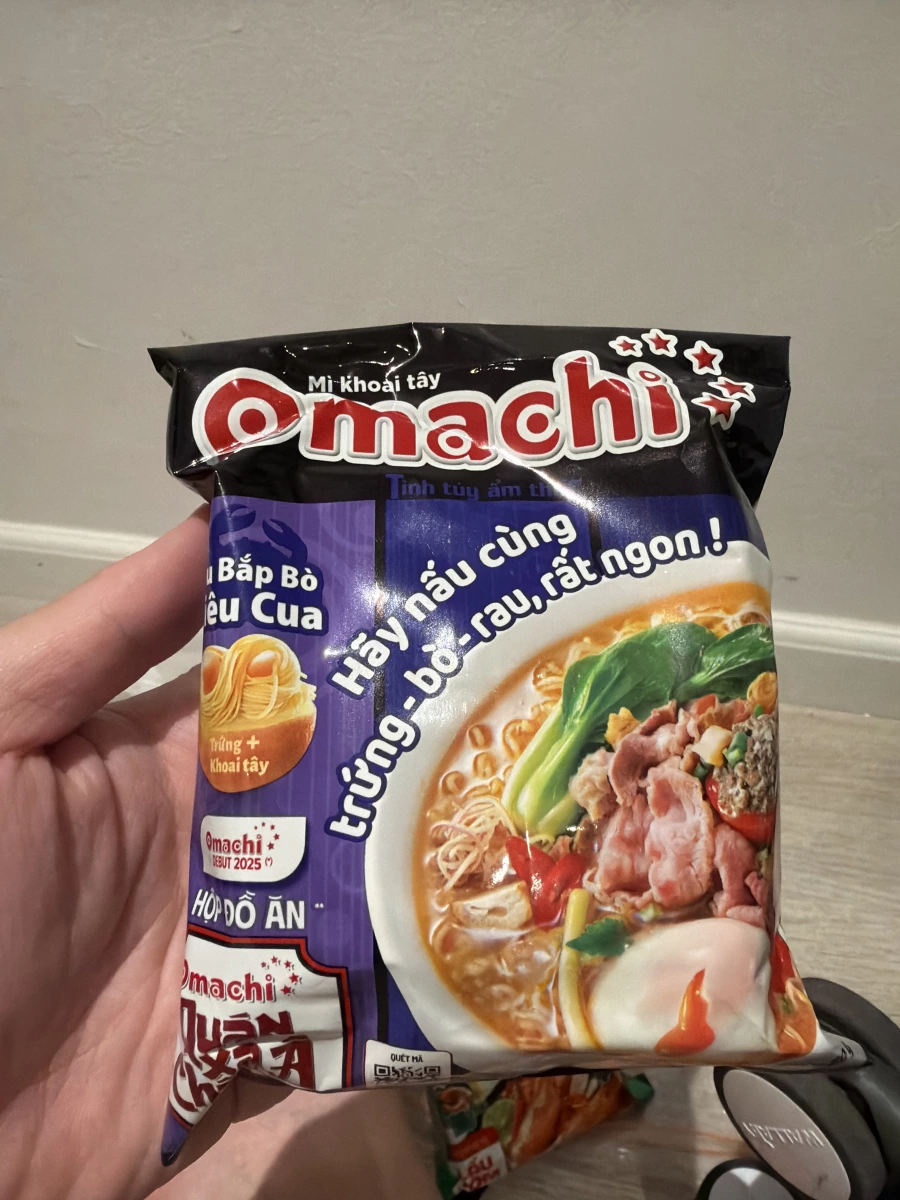 Omachi 牛肉蟹膏火鍋風味馬鈴薯麵