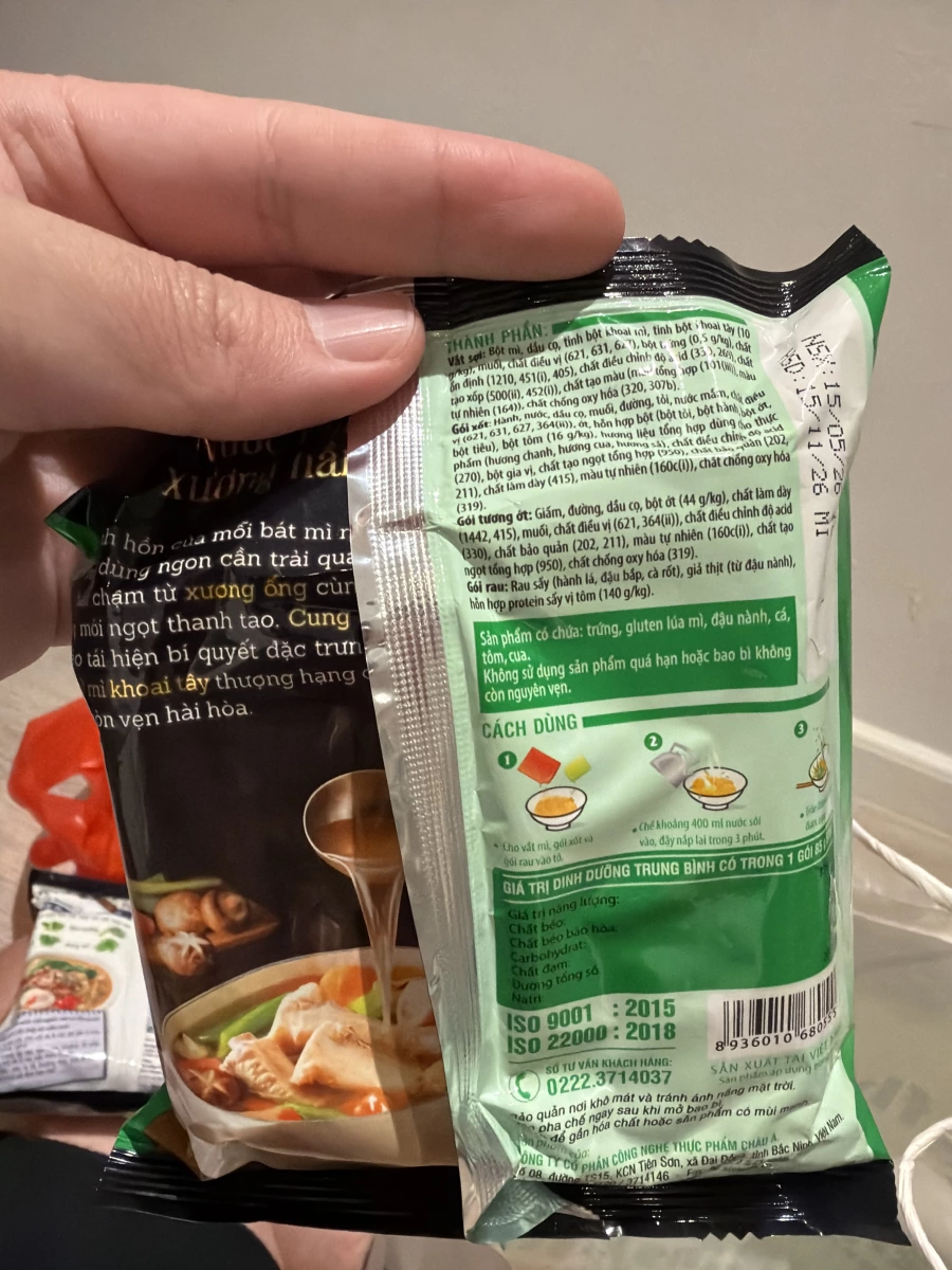 Cung Đình 越南酸辣蝦風味馬鈴薯泡麵