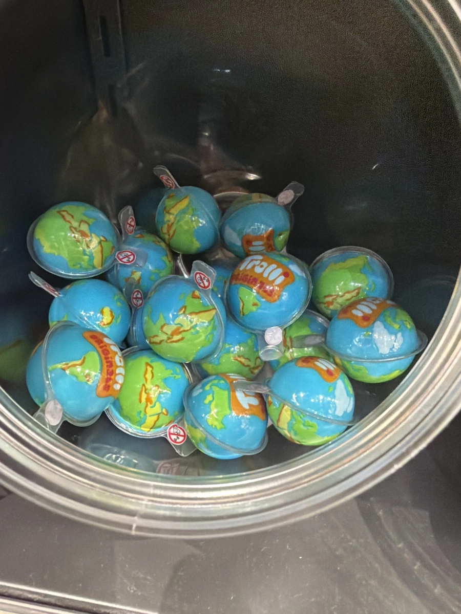 Trolli 地球軟糖