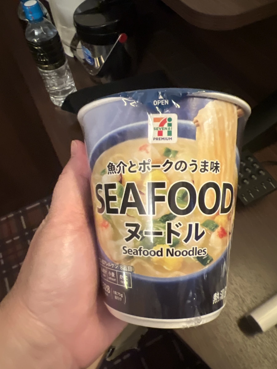 7-11 Premium 海鮮杯麵