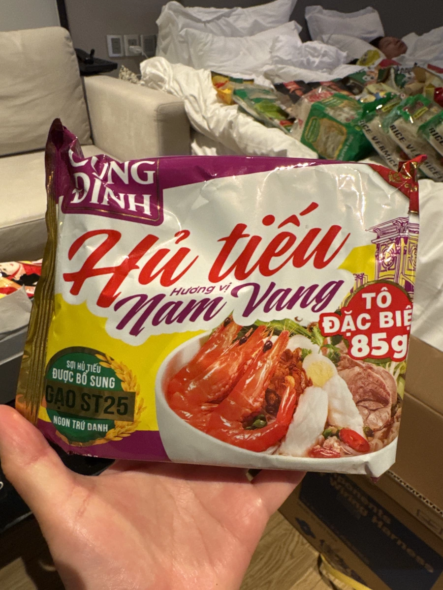 Cung Đình 金塔南旺風味即食河粉 (Hủ tiếu Nam Vang)