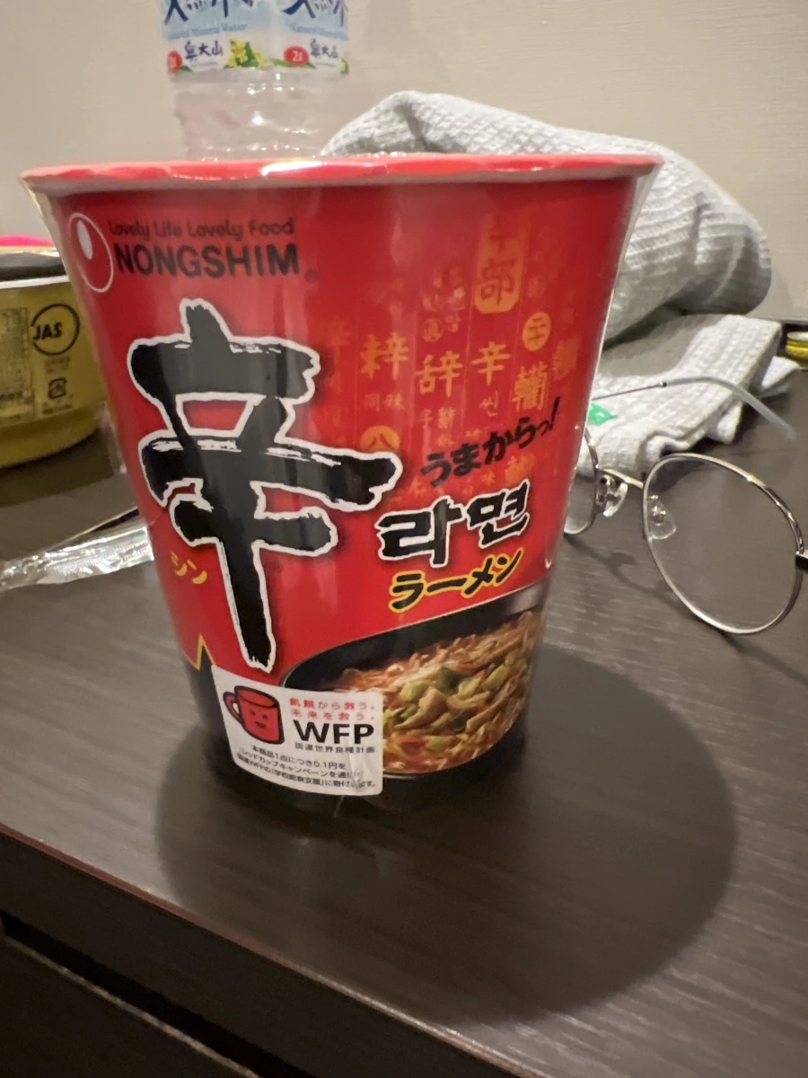 農心辛拉麵 (杯麵)