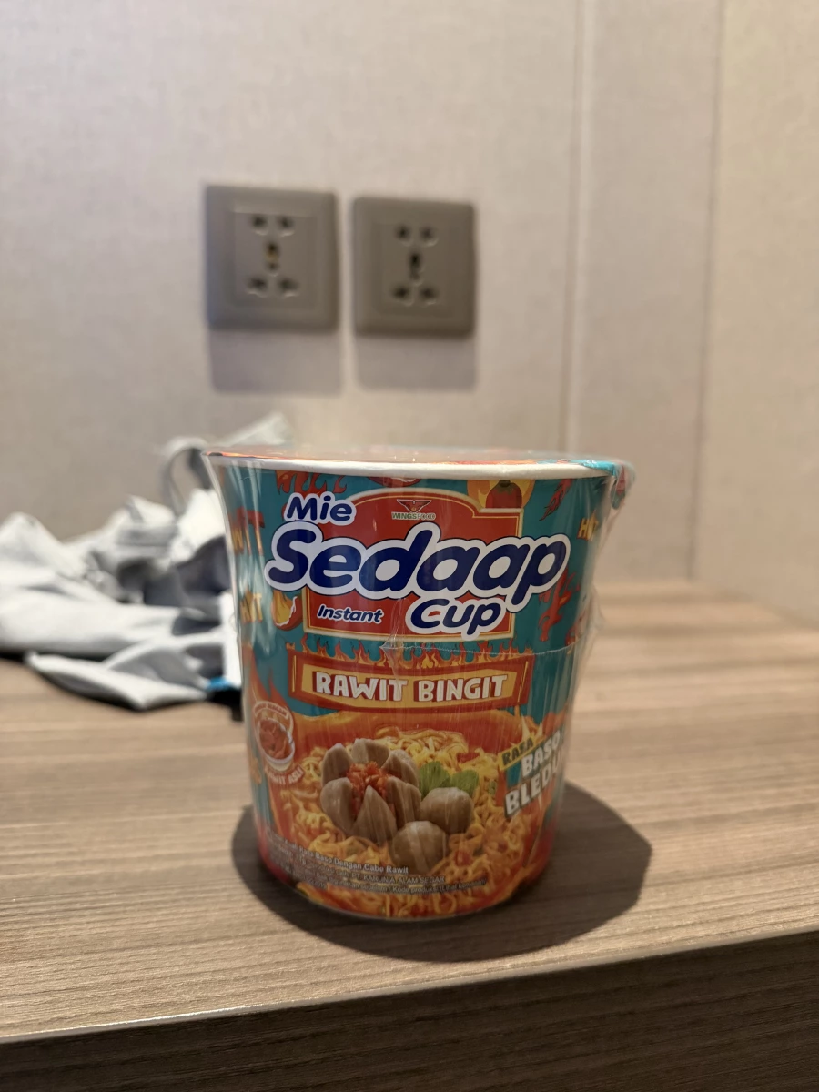 Mie Sedaap Cup 爆漿貢丸味泡麵 (Bakso Bledug)