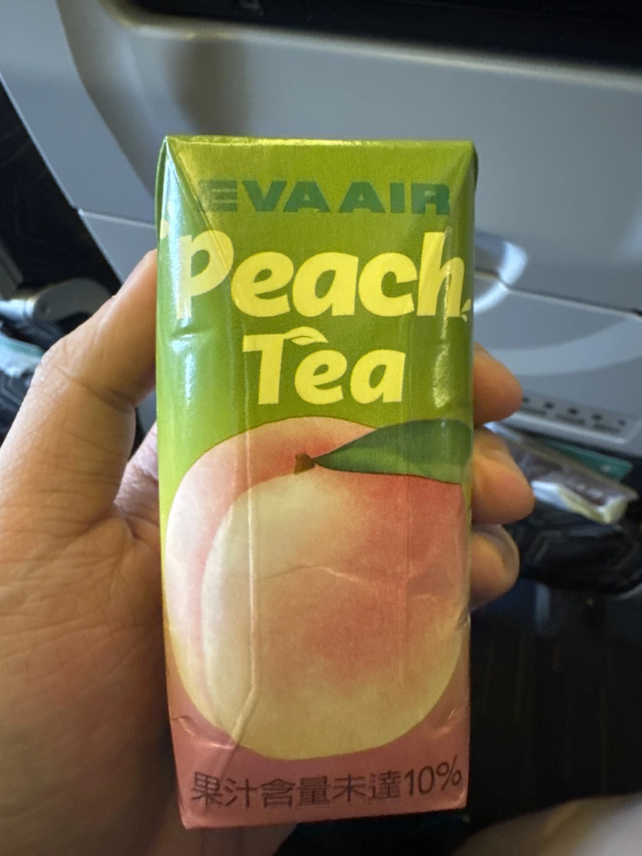 長榮航空蜜桃茶 (EVA AIR Peach Tea)