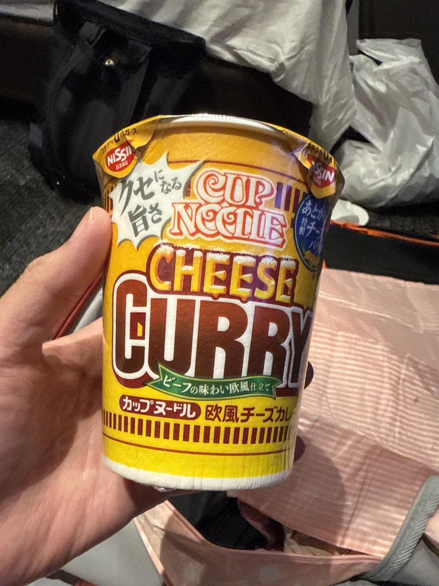 日清歐風起司咖哩杯麵