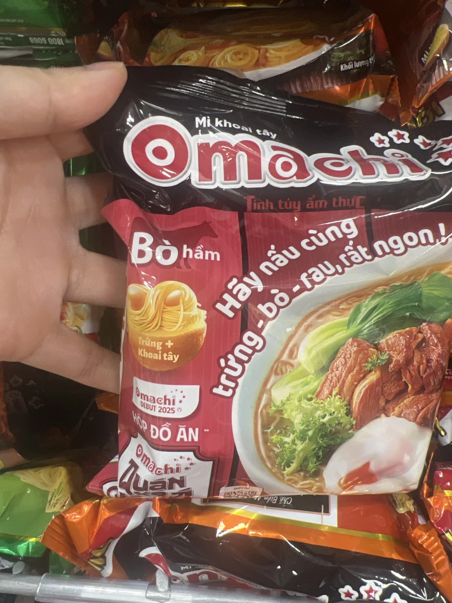 Omachi 燉牛肉風味泡麵