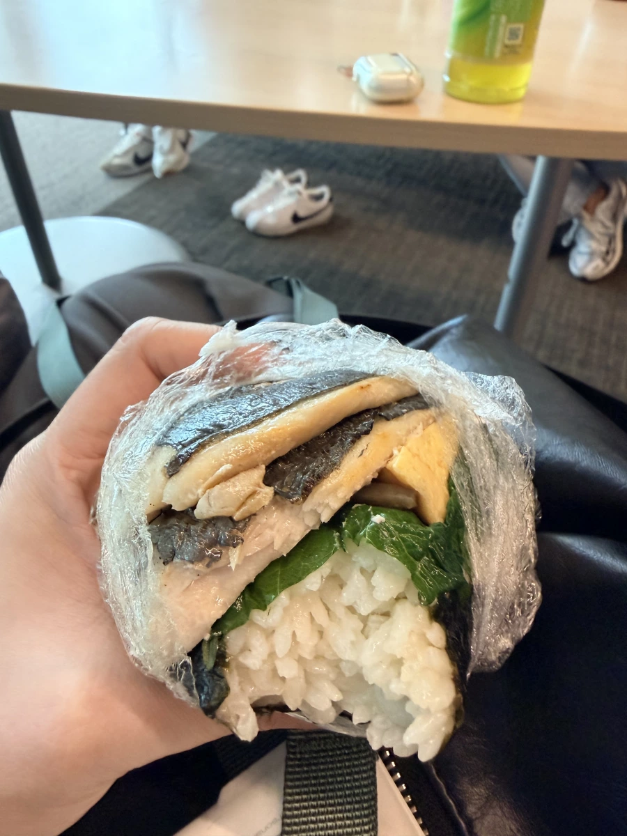 鯖魚水產飯糰（保鮮膜包裝）