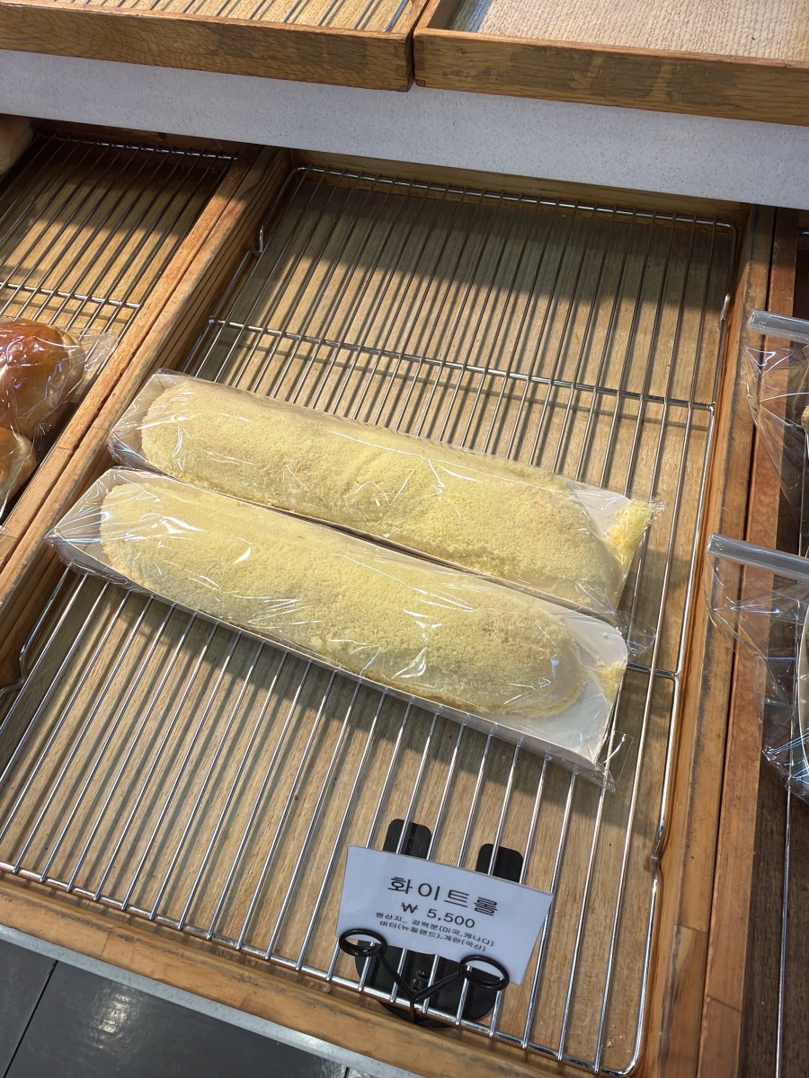韓國白色捲麵包 (White Roll)