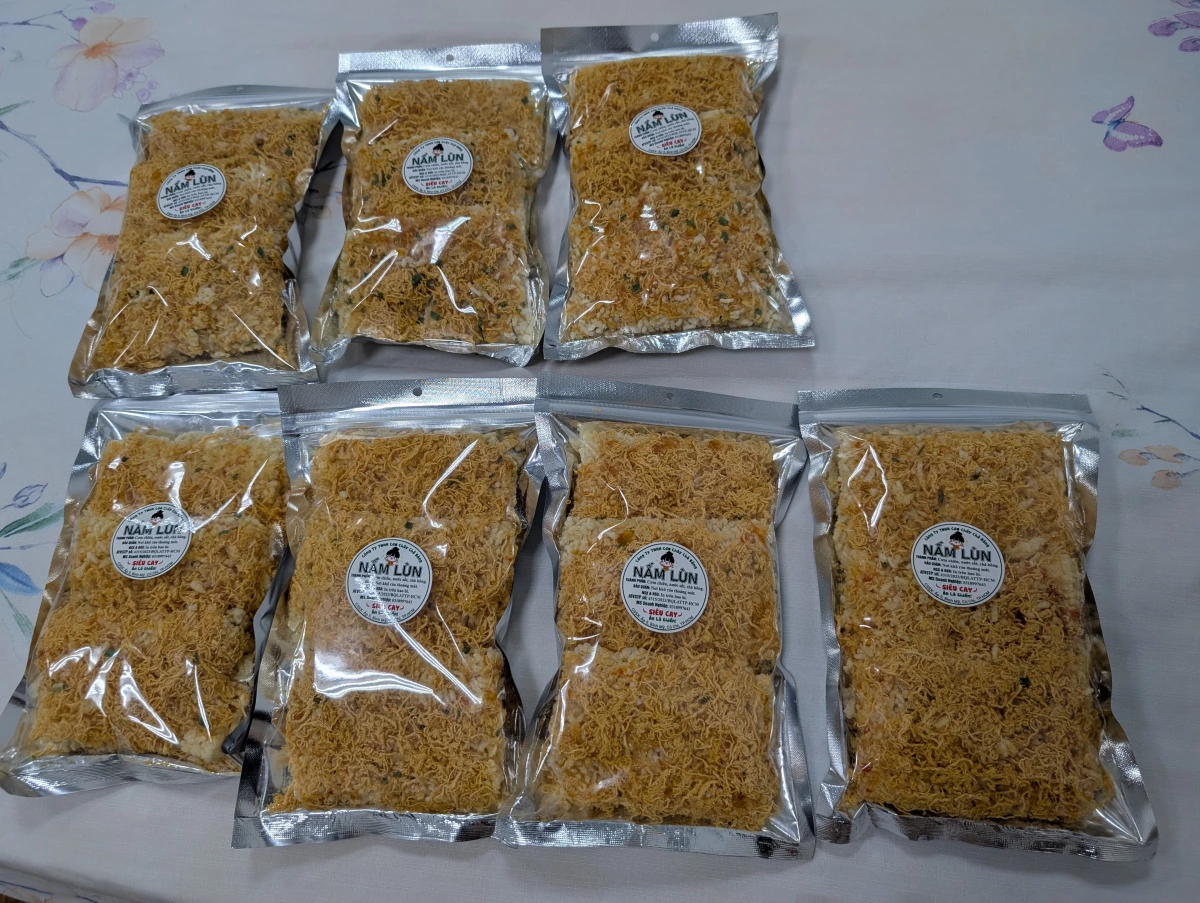 越南肉鬆鍋巴 (NẤM LÙN Cơm Cháy Chà Bông)