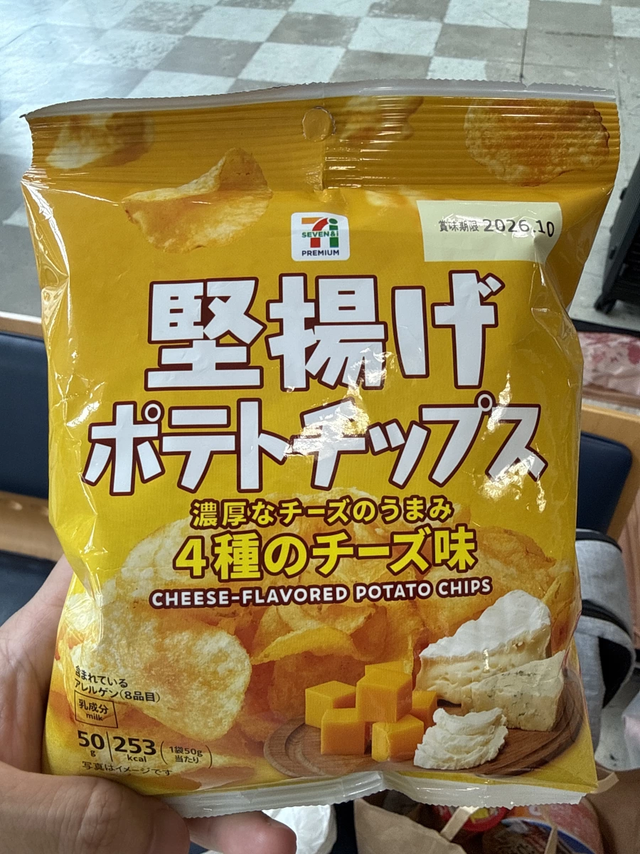 日本 7-11 四種起司口味堅脆洋芋片