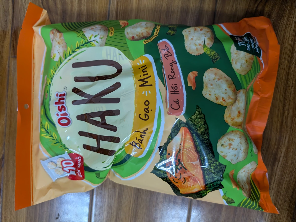 Oishi HAKU 迷你米果（鮭魚海苔口味）