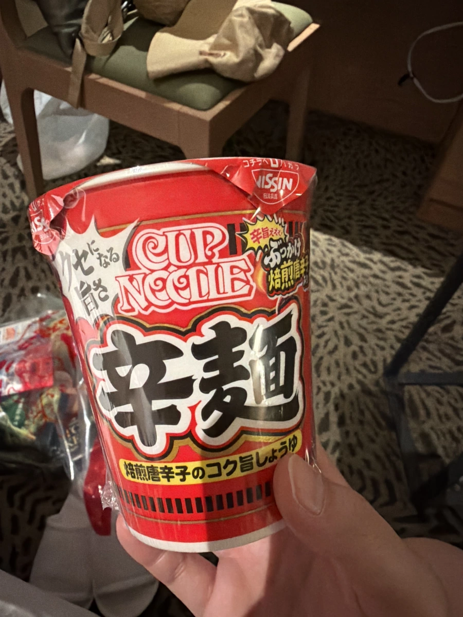 日清 CUP NEEDLE 辛麵