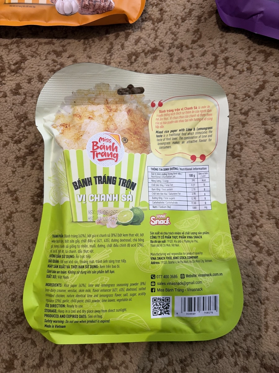 Miss Bánh Tráng 檸檬草風味拌米紙 (含雞肉絲)
