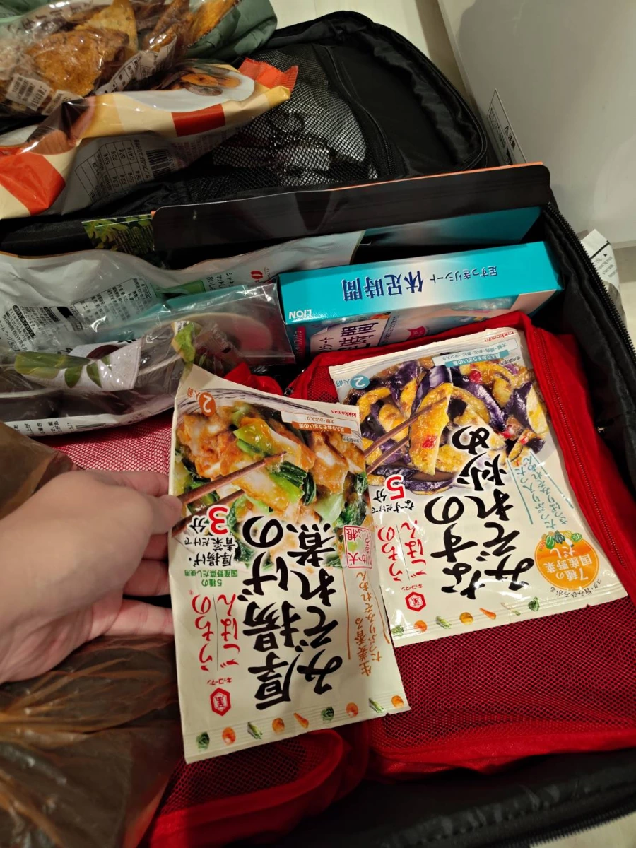 龜甲萬 うちのごはん 厚揚げのみぞれ煮 (炸厚豆腐泥煮醬包)、龜甲萬 うちのごはん なすのみぞれ炒め (茄子泥炒醬包)等