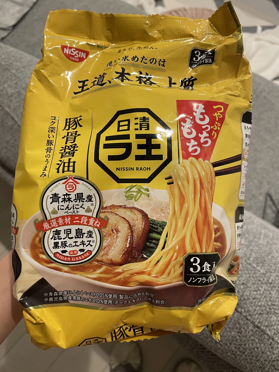 日清ラ王 豚骨醬油泡麵 (3入裝)