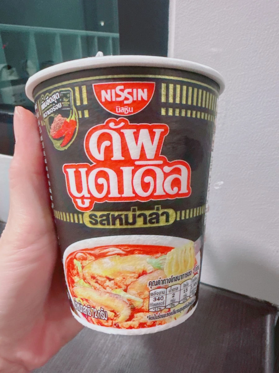 泰國日清麻辣風味杯麵