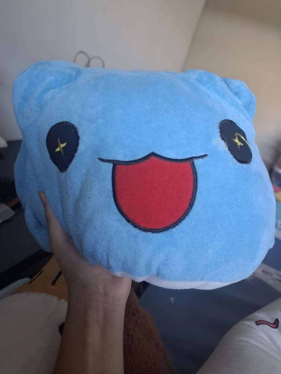 藍色絨毛玩偶