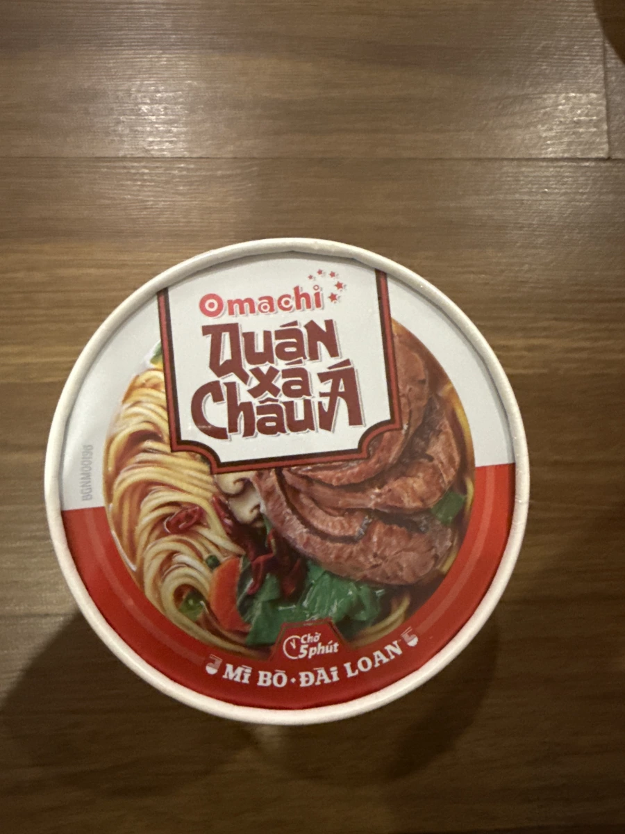 越南 Omachi 台灣風味牛肉杯麵 (Omachi Mì Bò Đài Loan)