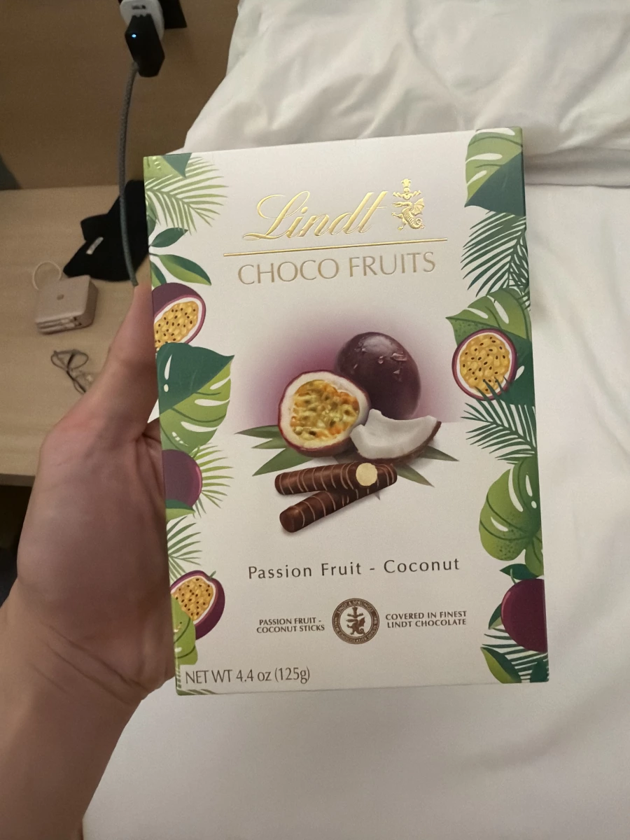 Lindt 巧克力水果棒（百香果椰子口味）