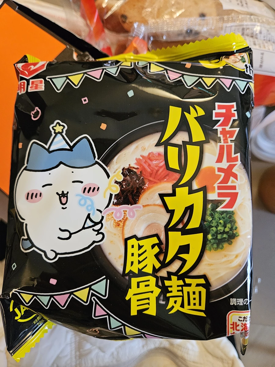 明星食品 Charumera 吉伊卡哇聯名極細豚骨泡麵