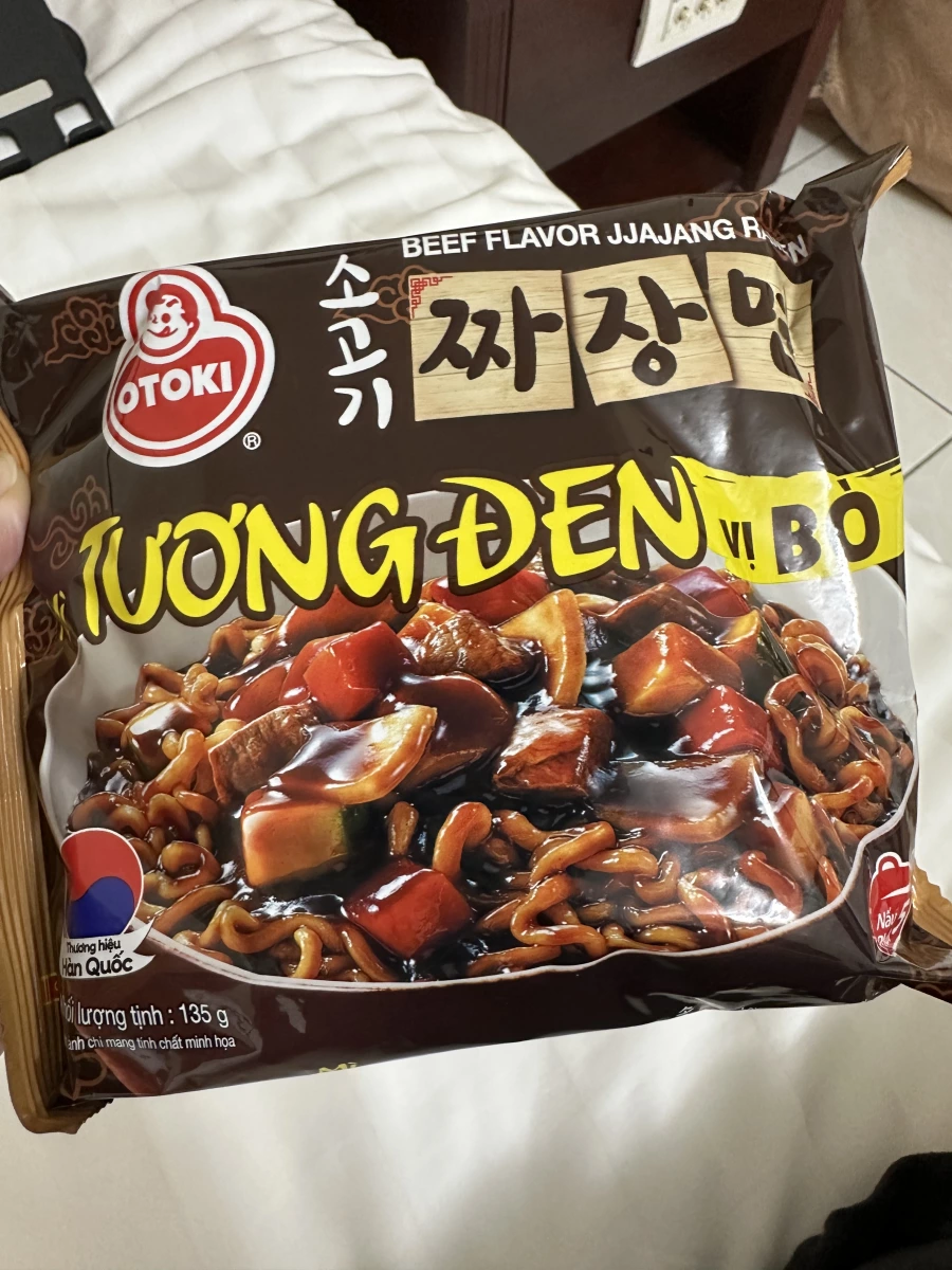 不倒翁 (Ottogi) 牛肉風味炸醬麵