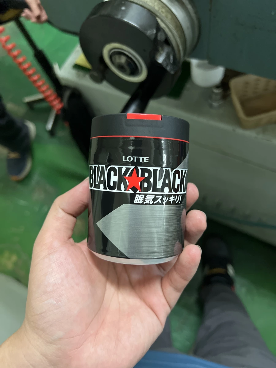 LOTTE BLACK BLACK 罐裝口香糖