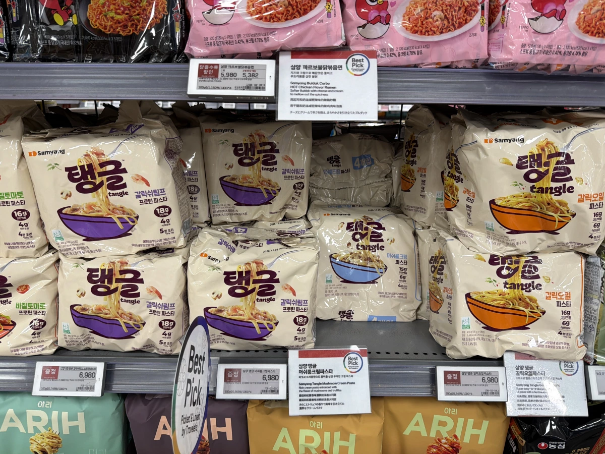 Samyang Tangle 蒜香蝦義大利麵 (Garlic Shrimp Pasta)、Samyang Tangle 奶油蘑菇義大利麵 (Mushroom Cream Pasta)等