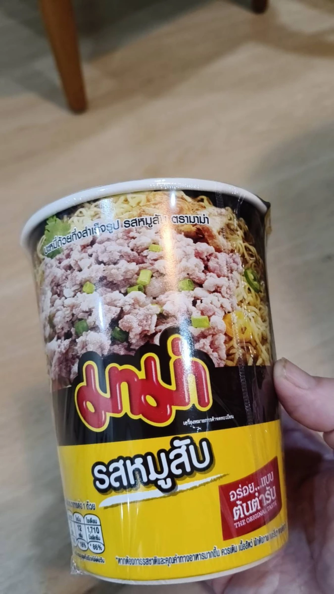 泰國 MAMA 泡麵（碎豬肉口味）