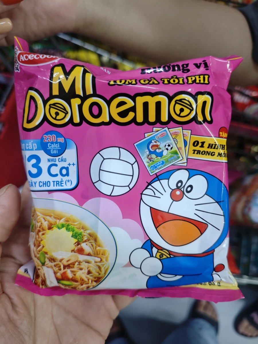越南 Acecook 哆啦A夢泡麵 (蝦雞蒜香口味)