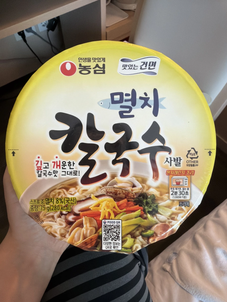 農心 鯷魚刀削麵 (Nongshim Anchovy Kal-guk-su)