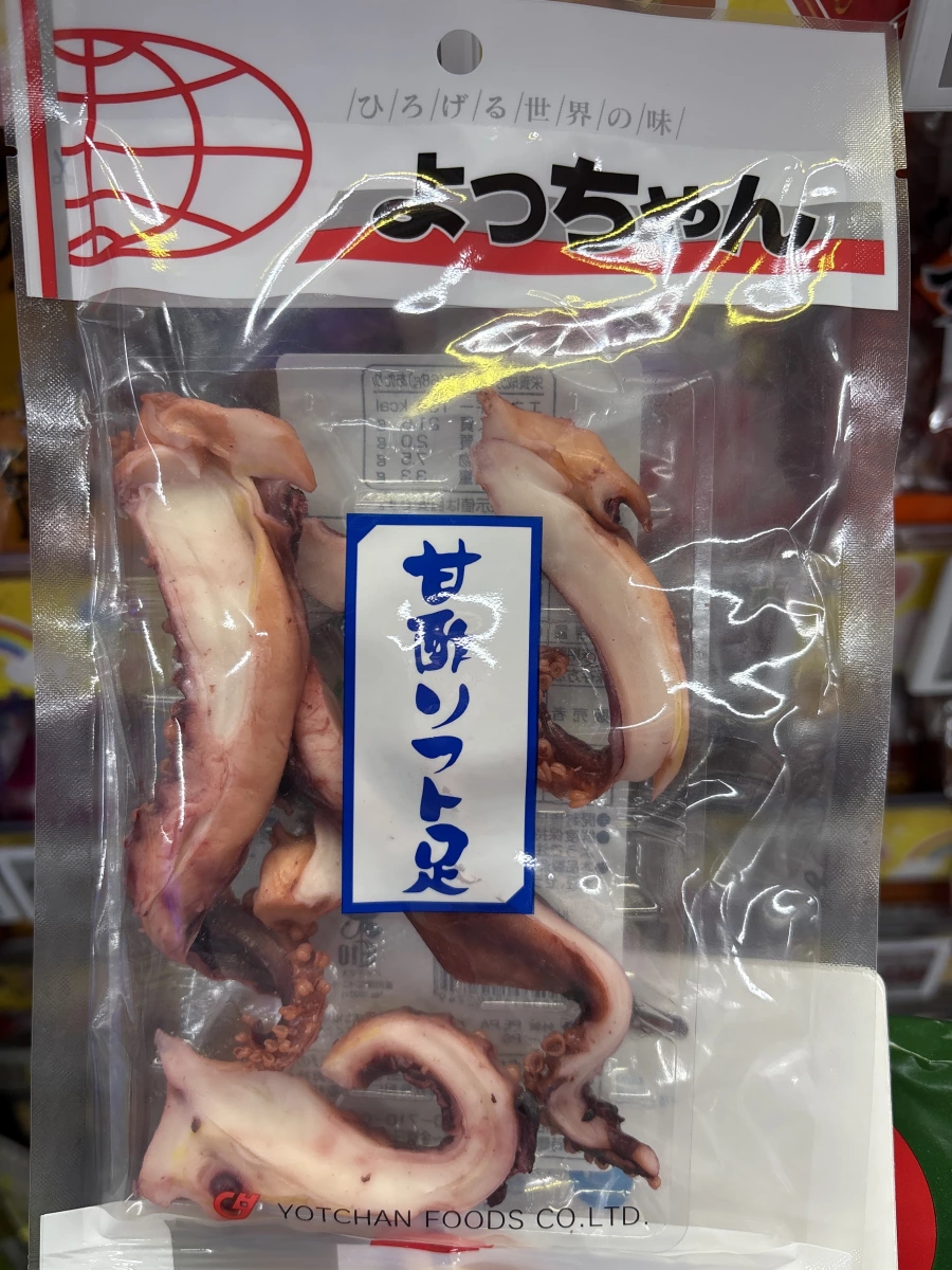 よっちゃん 甘酢ソフト足 (Yotchan 醋漬軟魷魚鬚)
