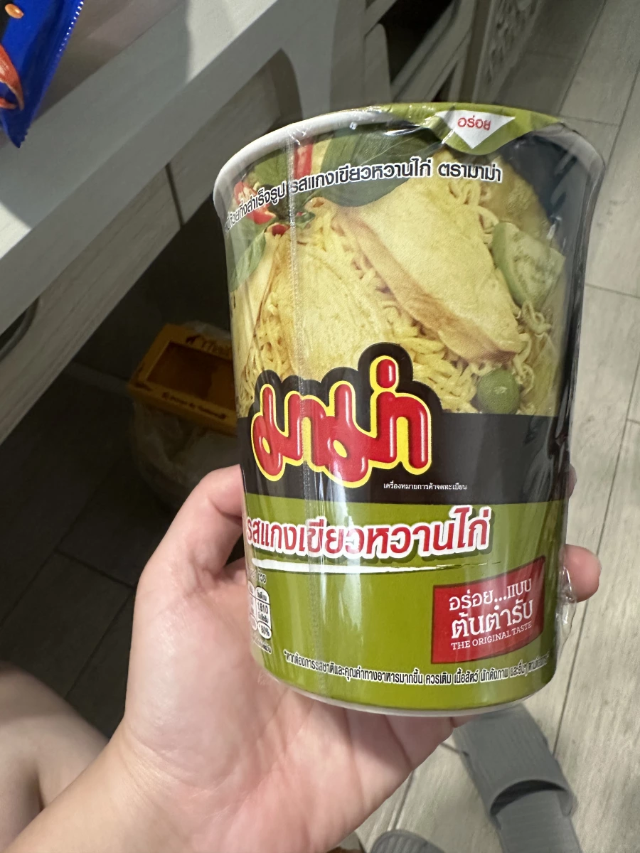 泰國 MAMA 綠咖哩雞肉風味泡麵