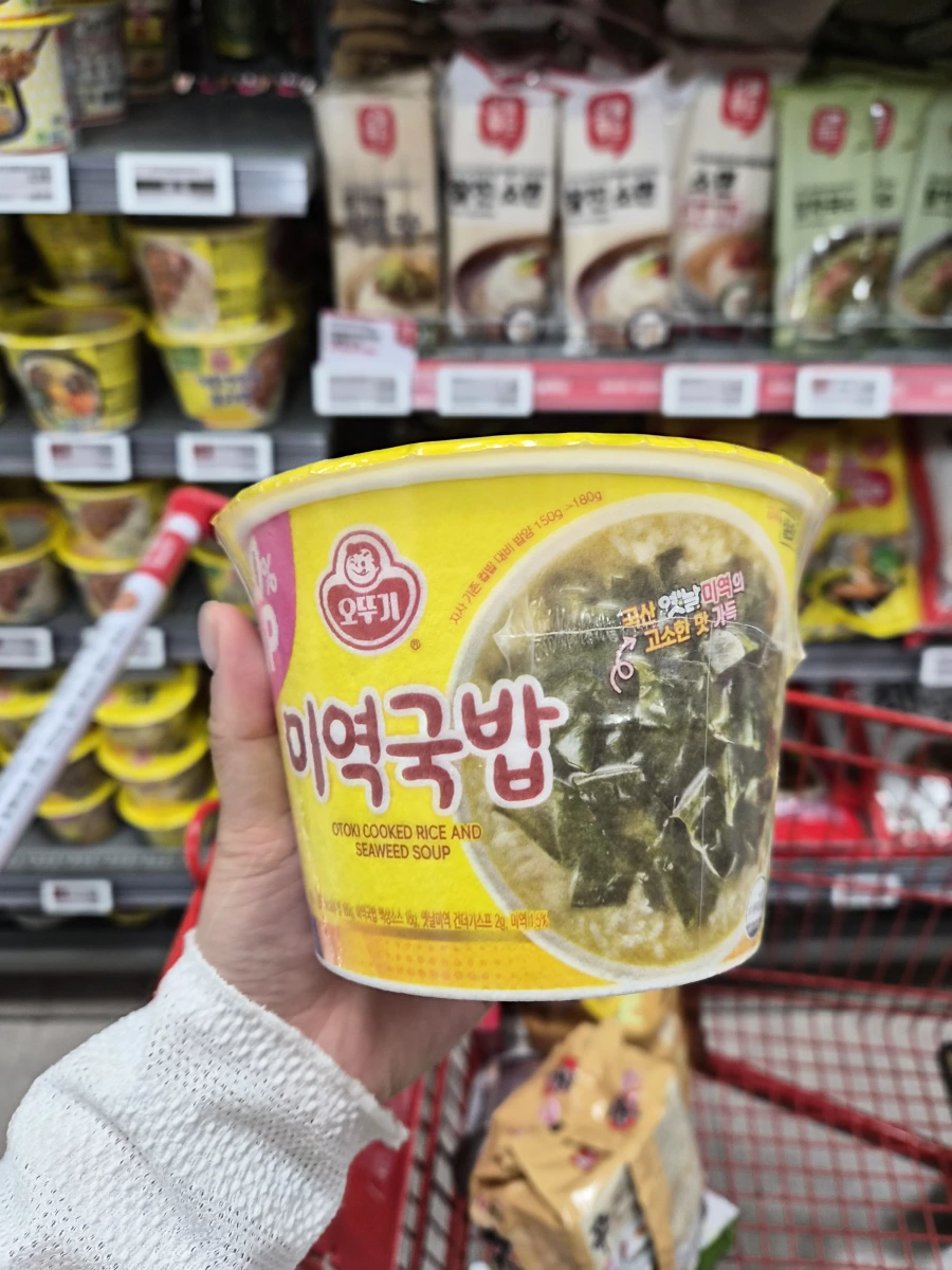 不倒翁 (Ottogi) 海帶湯飯