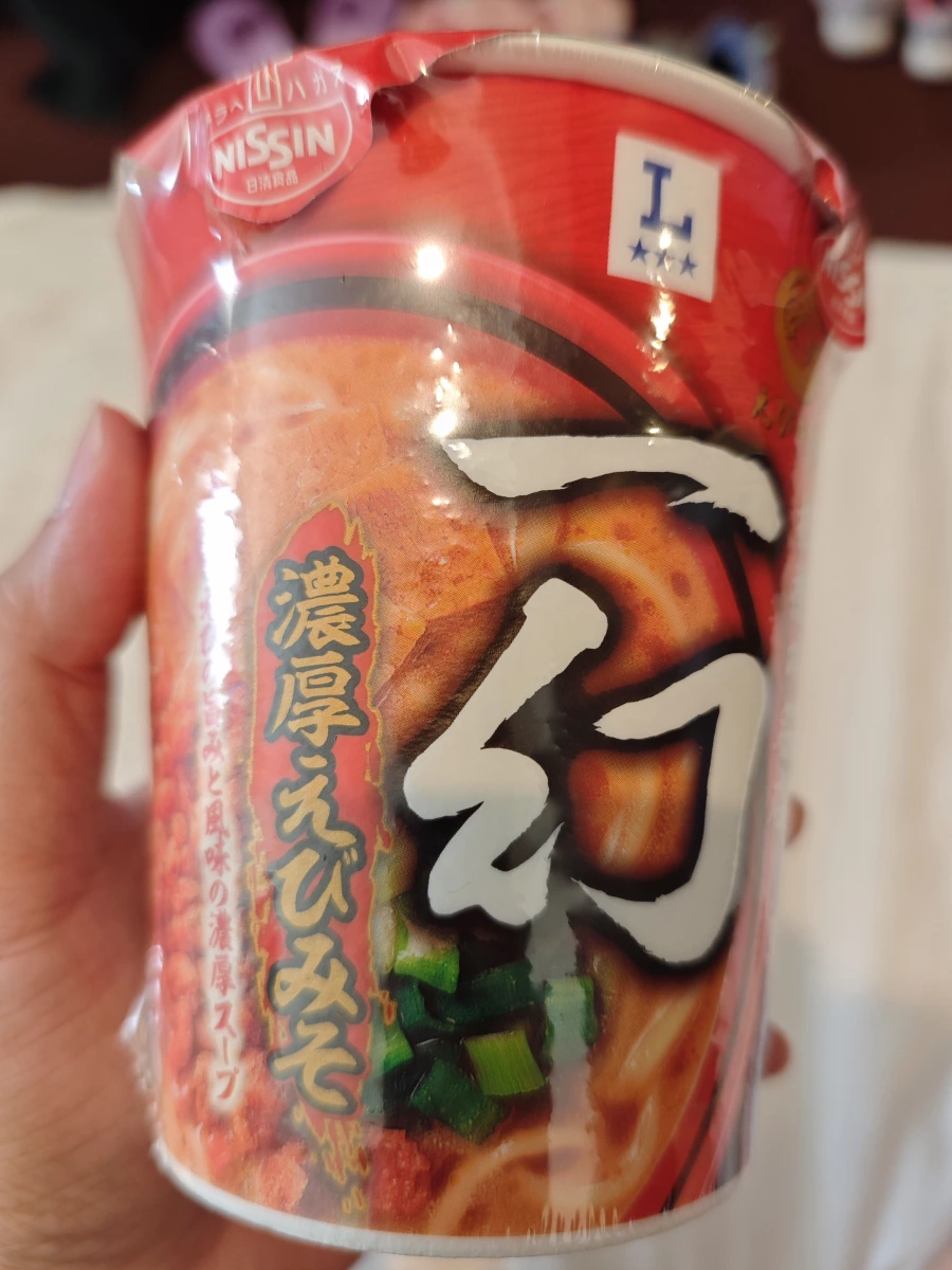 日清濃厚蝦味噌泡麵