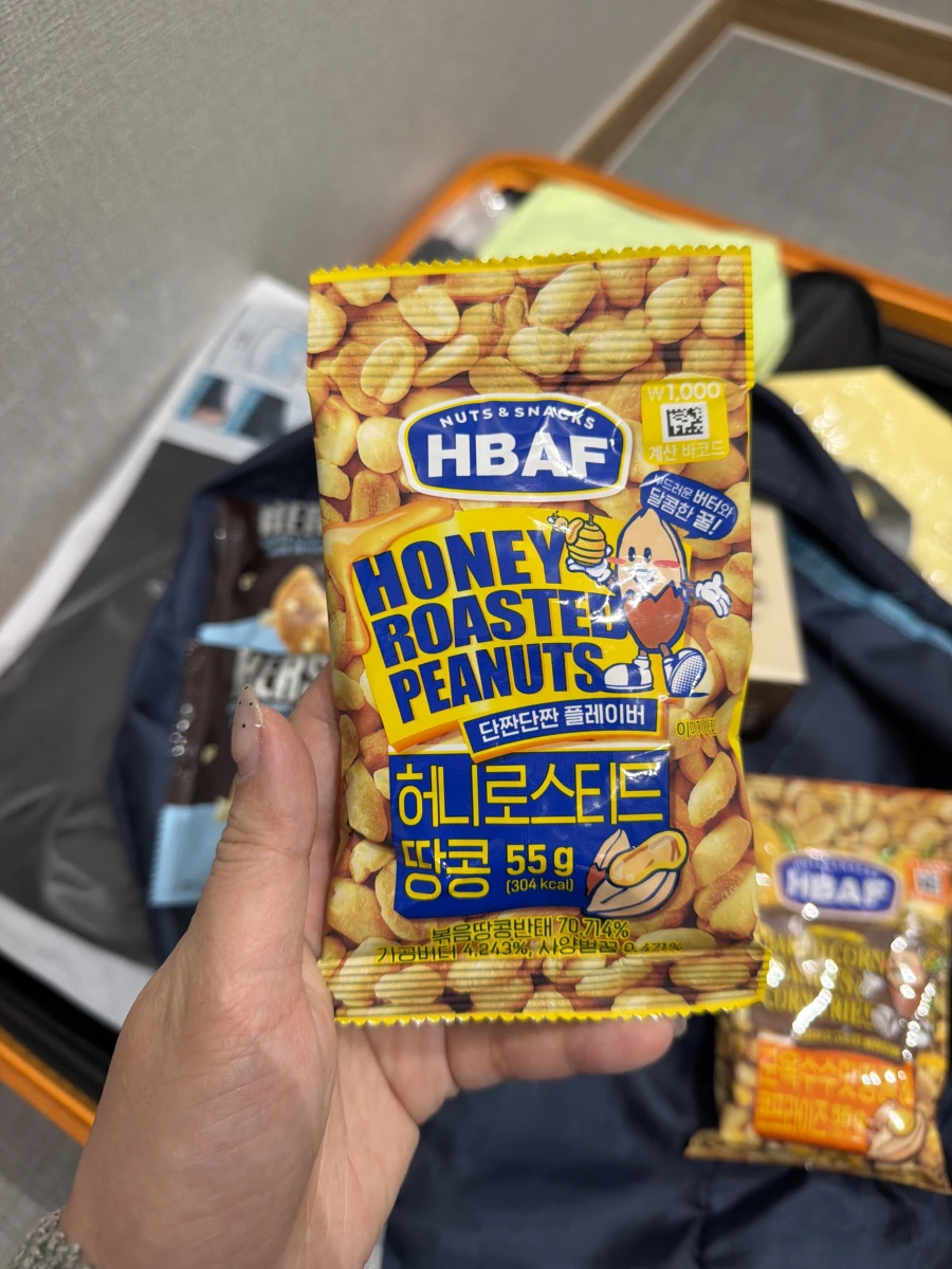 HBAF 蜂蜜奶油花生、HBAF 烤玉米杏仁果等