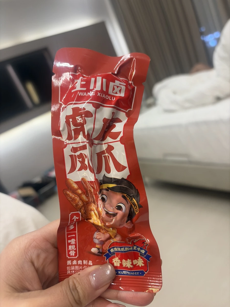王小鹵虎皮鳳爪香辣味