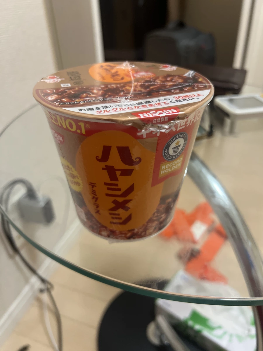 日清ハヤシメシ (Nissin Hayashimeshi) 牛肉燴飯風味即食米飯