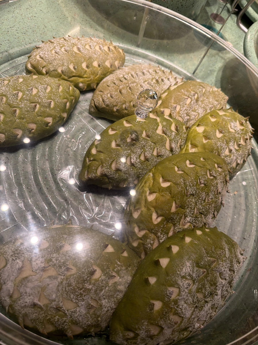 一顆大榴蓮（榴蓮風味麵包）