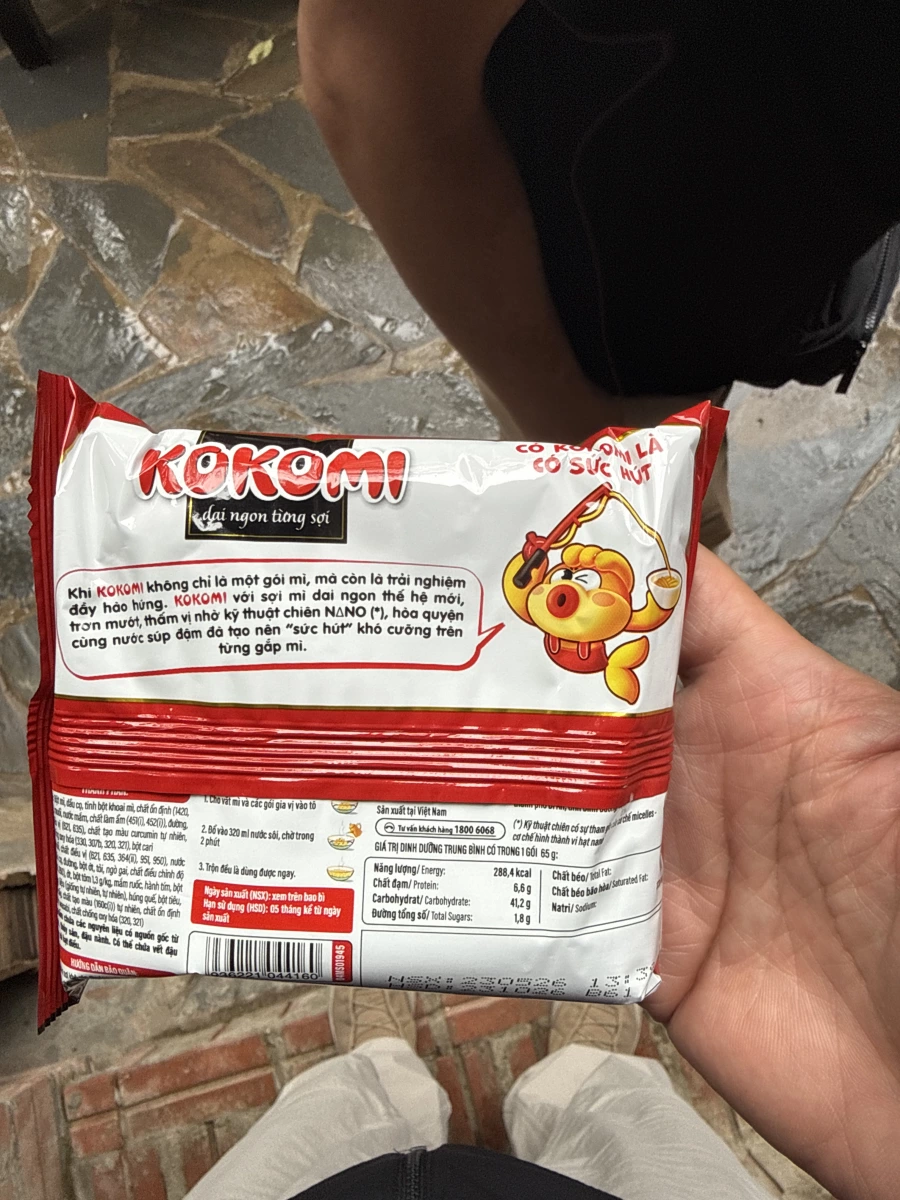越南 KOKOMI 酸辣蝦風味泡麵