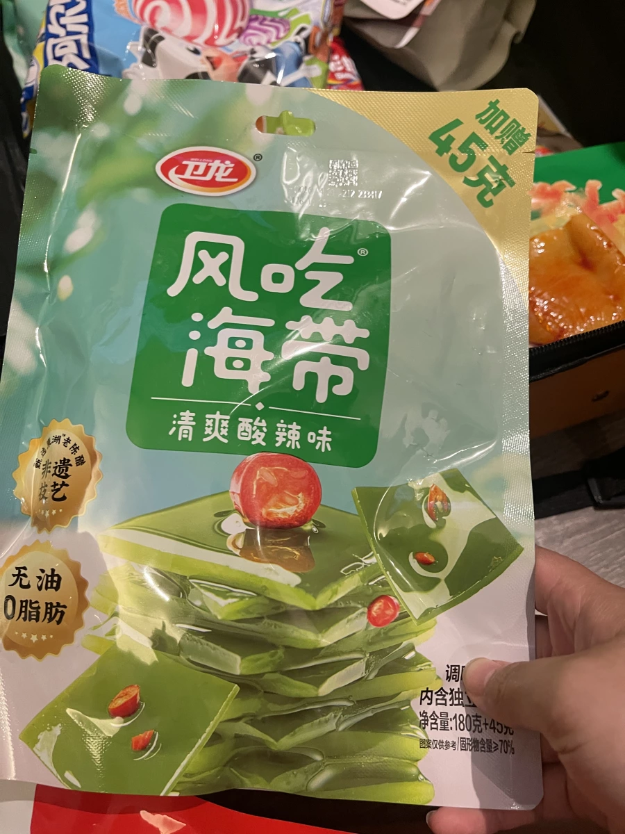 衛龍 風吃海帶（清爽酸辣味）