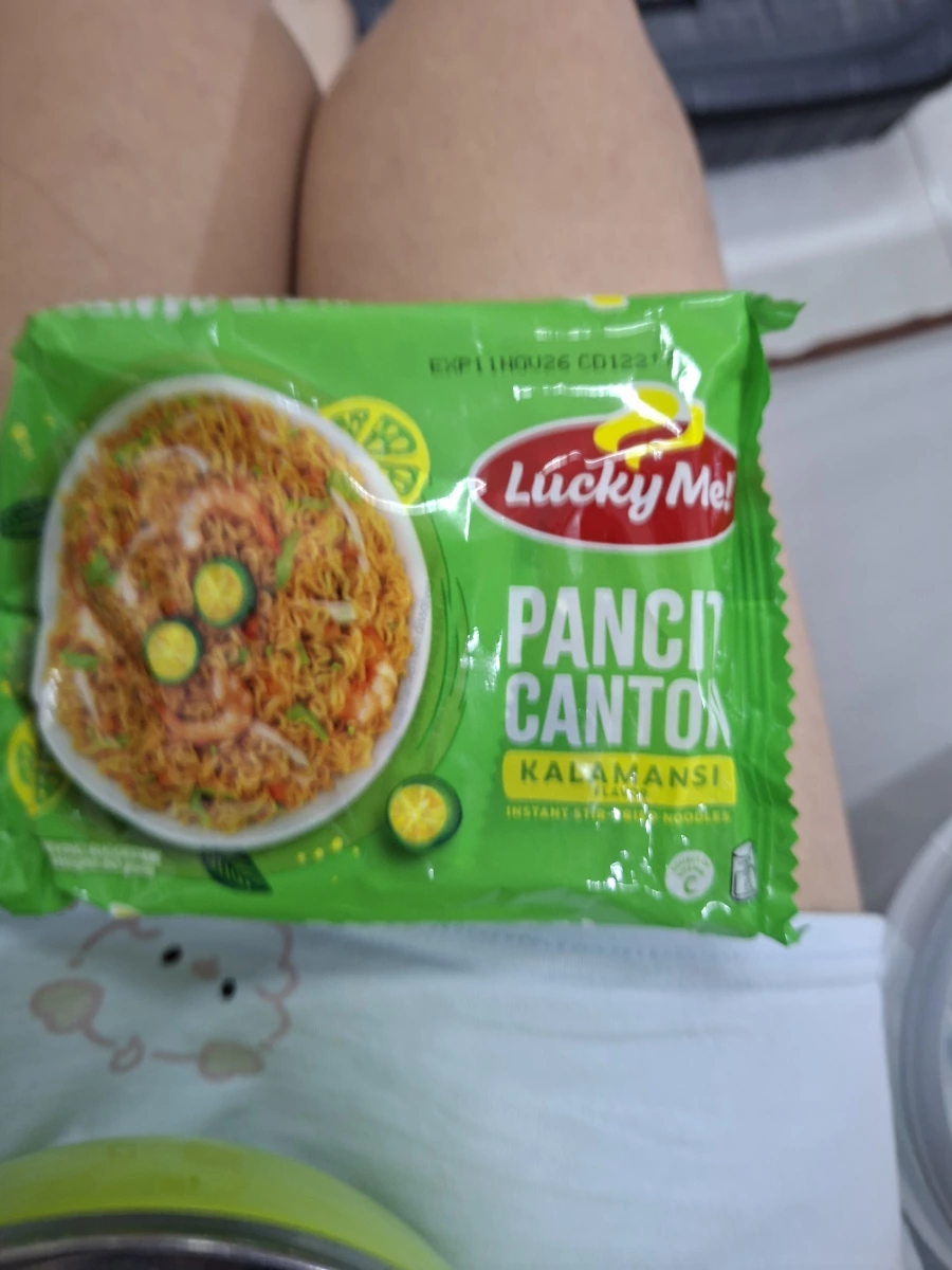 Lucky Me! Pancit Canton (Kalamansi Flavor)