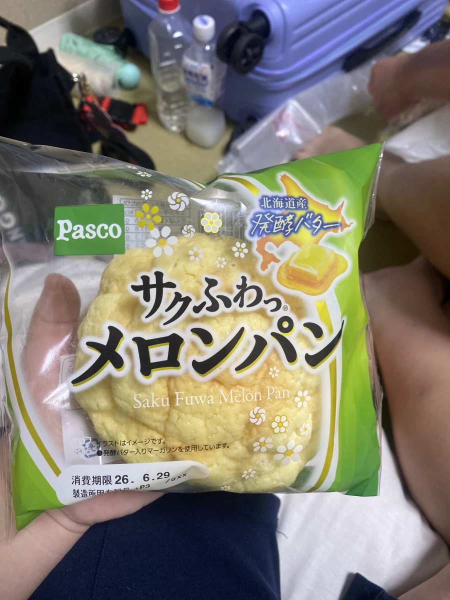Pasco 酥脆鬆軟哈密瓜麵包