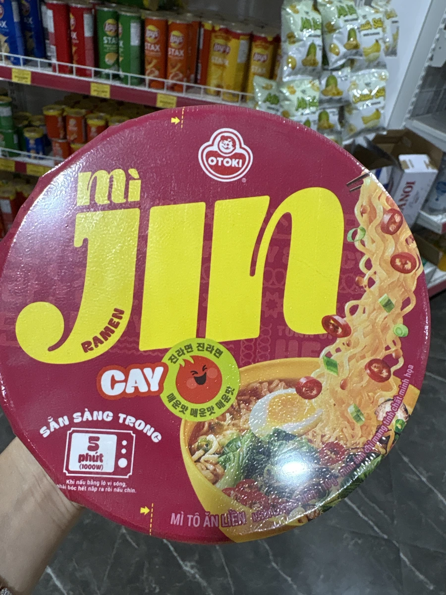 越南版不倒翁金拉麵（辛辣味）