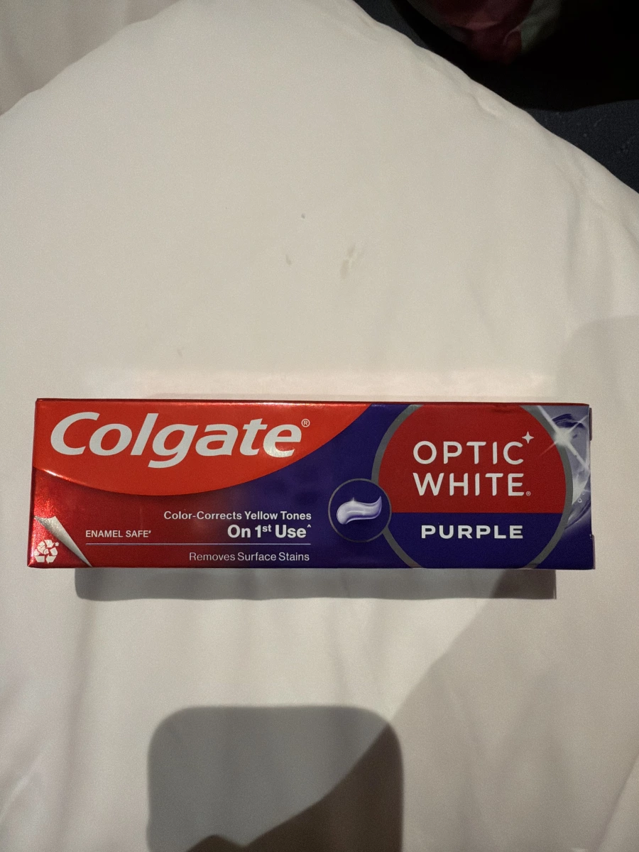 高露潔 Optic White Purple 美白牙膏