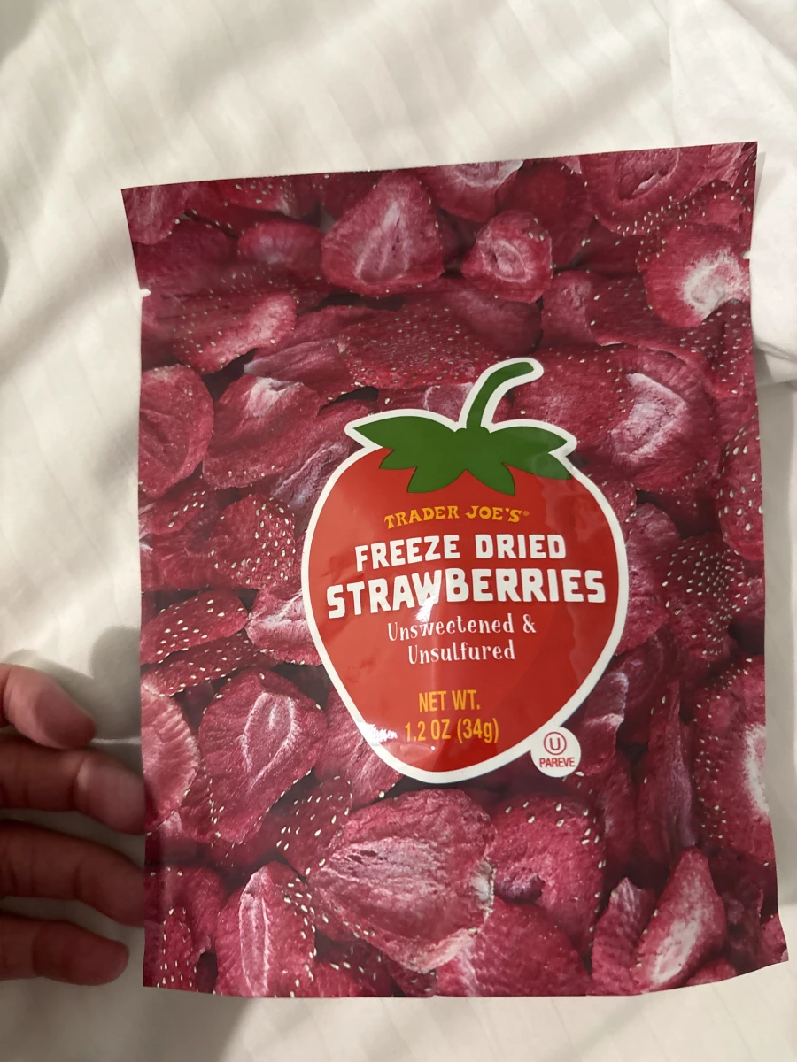Trader Joe's 冷凍乾燥草莓乾